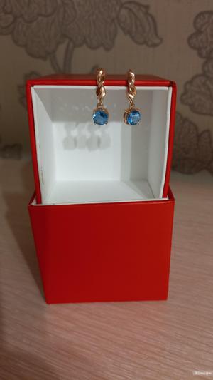 Золотые  серьги с топазами