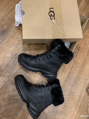 Ботинки UGG 36-37 размер