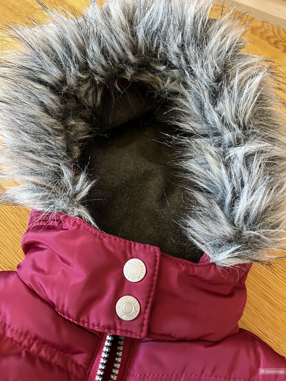 Пуховик пальто Calvin Klein на 3-4 года.