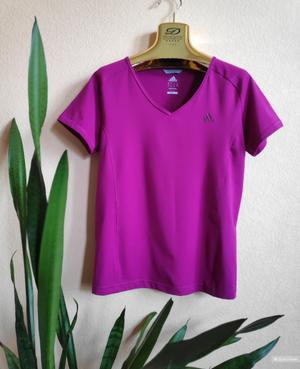 Футболка Adidas Climalite. Маркировка 42 EUR/ 48 IT/ 16 UK.