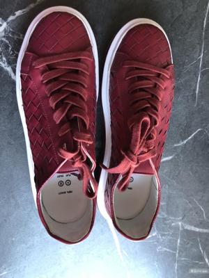 Сникерсы- кроссовки Schutz, 38-39