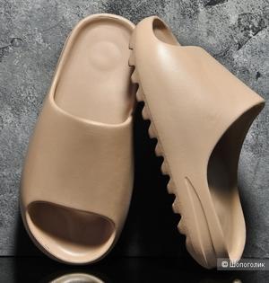 Пантолеты сандали под Adidas Yeezy Slide размер 38-39