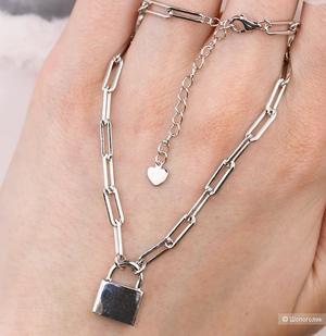 Серебряное шейное украшение