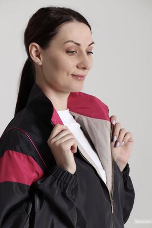 Костюм спортивный женский, размер 44-46. Momo