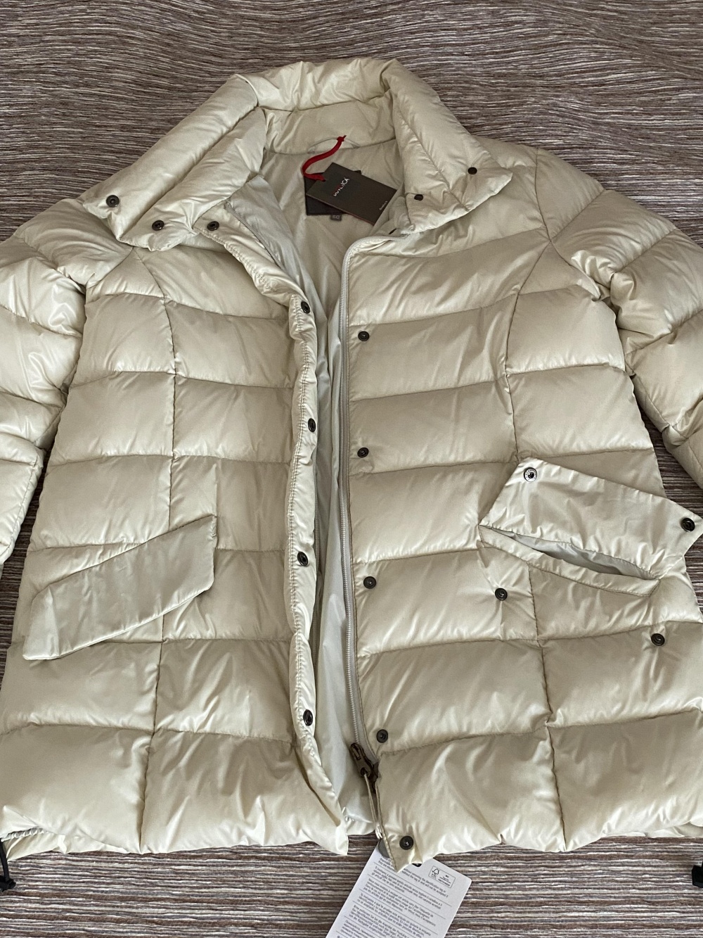 Пуховик DIVETICA, размер 50IT.