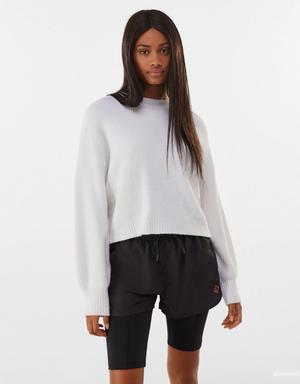 Свитер новый Bershka M
