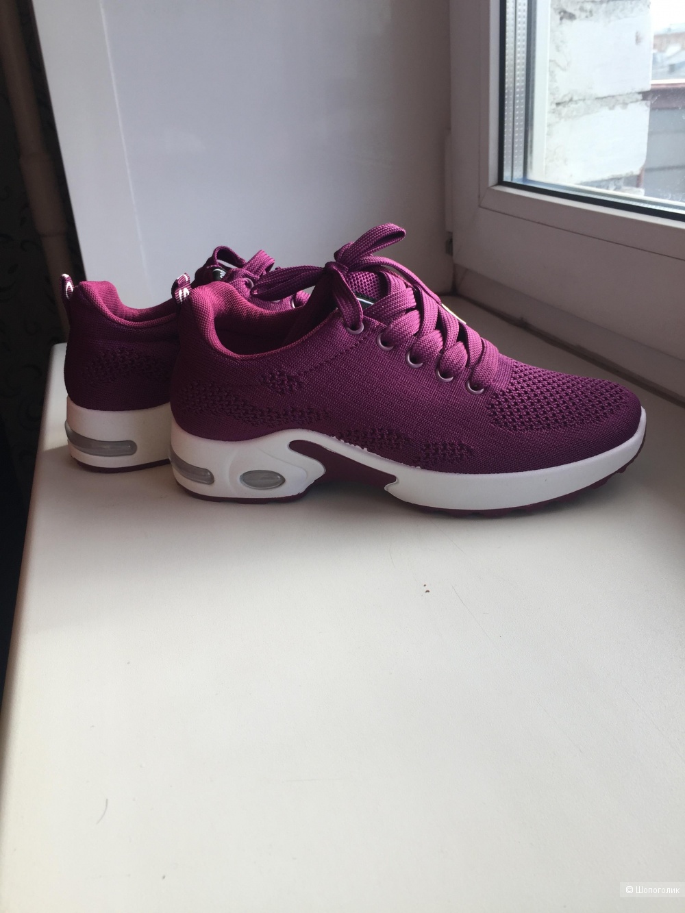 Кроссовки женские. 36 размер
