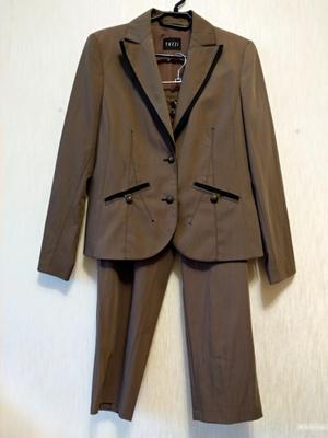 Костюм женский Tuzzi,, размер 46 (92)