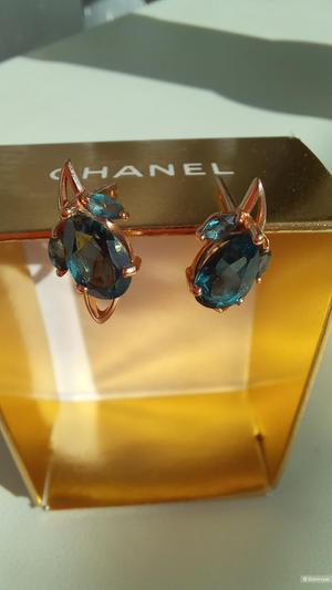 Золотые серьги 585 пробы с лондон-топазами