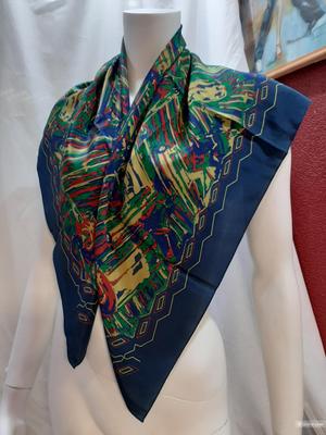 Платок каре 100% шёлк. 87*91см