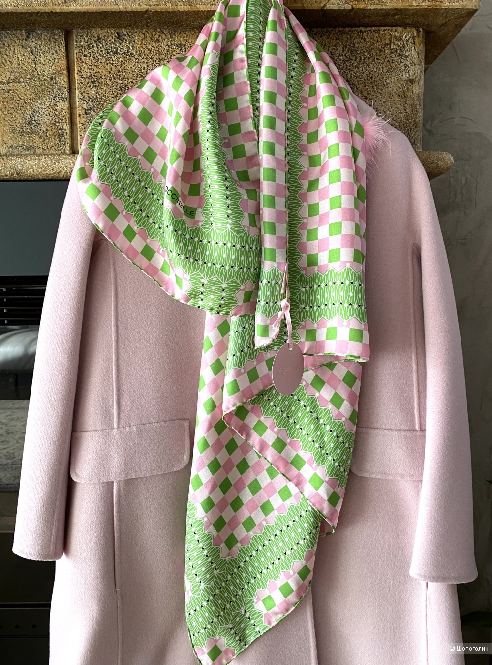 Шелковый платок Coccinelle 90x90 см