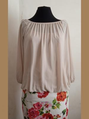 Блуза  "no name "Италия  p.на 48-52