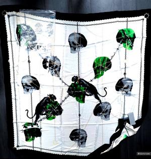 Платок шаль ALEXANDER MCQUEEN размер 130 см