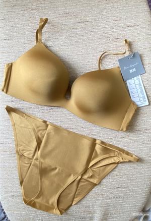 Комплект нижнего белья Mame Kurogouchi & Uniqlo