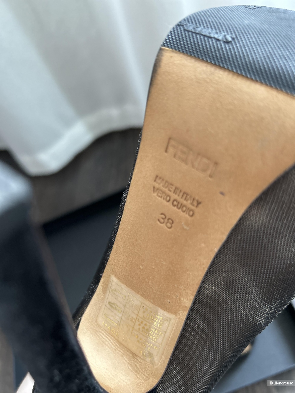 Ботильоны Fendi 38 размер оригинал