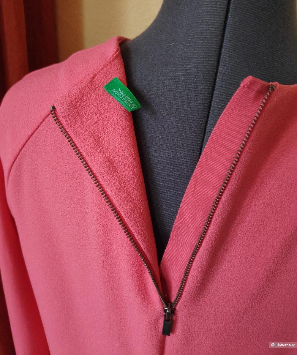 Платье BENETTON. Размер S.