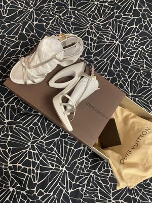 Босоножки Louis Vuitton, 41 евро (40 рос)