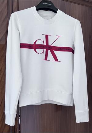 Свитшот Calvin Klein размер 44