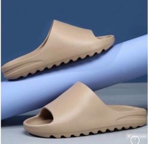 Шлепки сандалии в стиле Adidas Изи