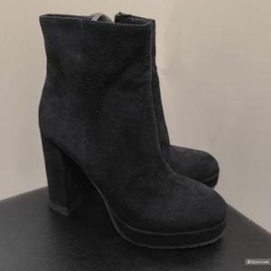 Ботинки Baldinini, размер 37