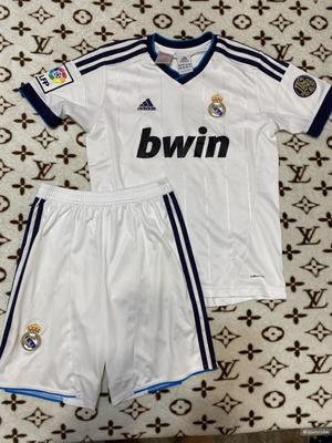 Летний спортивный костюм Adidas, размер 152/11-12 л