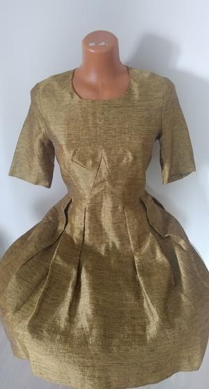 Платье H&M р. М