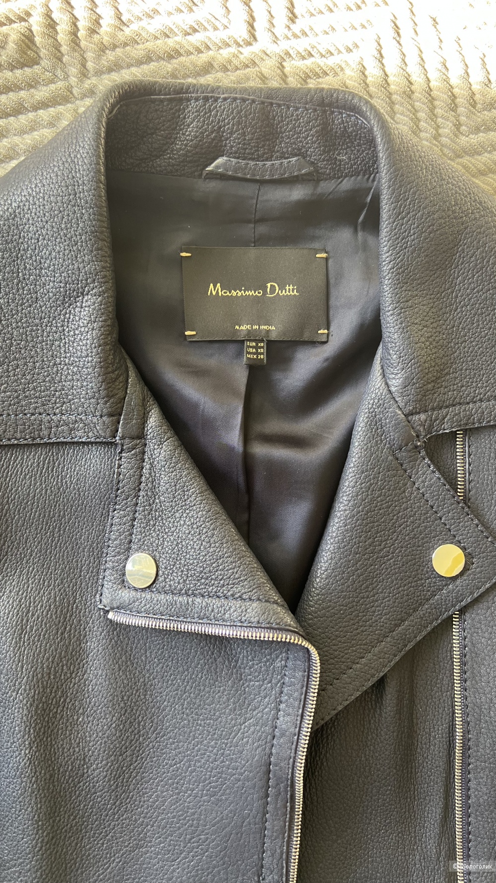 Кожаная куртка Massimo Dutti размер XS