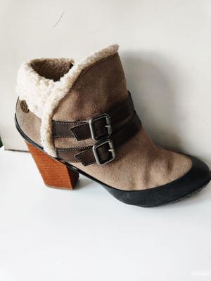 Женские галоши открытого типа под каблук