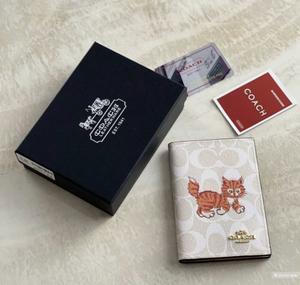 Обложка на паспорт Coach