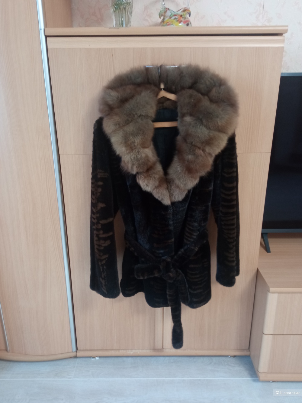 Шуба норковая с  капюшоном из соболя 46- 48 размер
