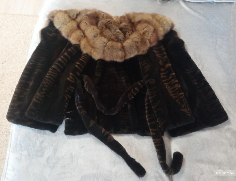 Шуба норковая с  капюшоном из соболя 46- 48 размер