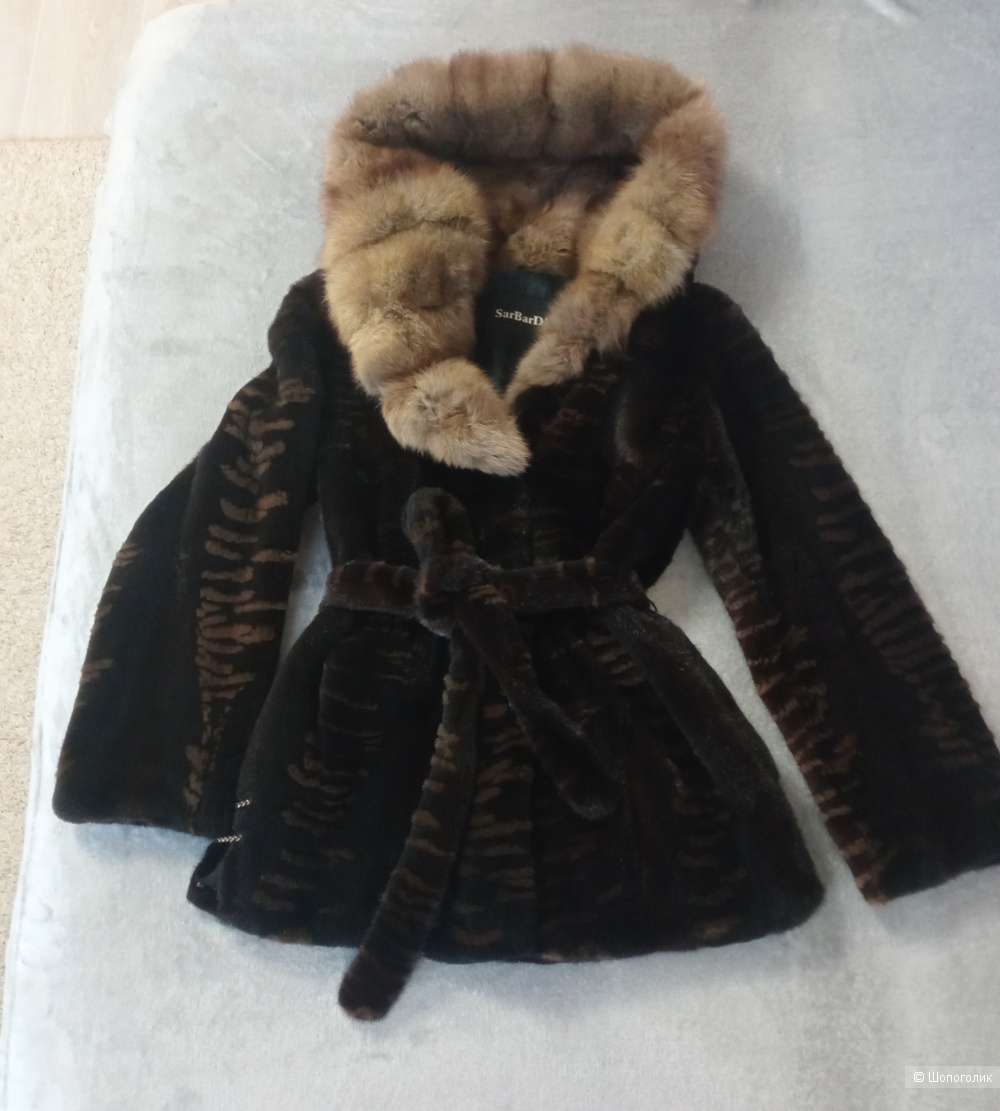 Шуба норковая с  капюшоном из соболя 46- 48 размер
