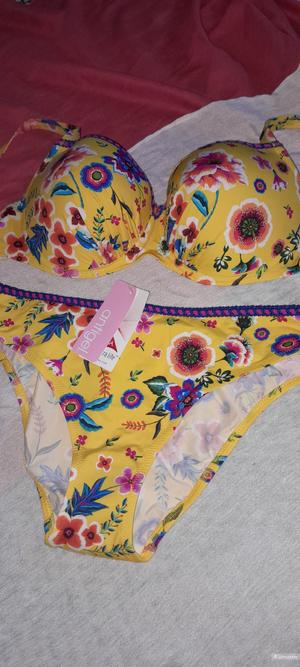 Раздельный купальник бренда Antigel Франция размер  85D