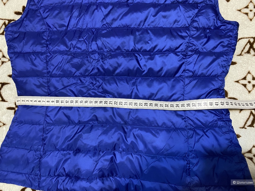 Пуховый жилет C-studio, размер 46it на рос. 46
