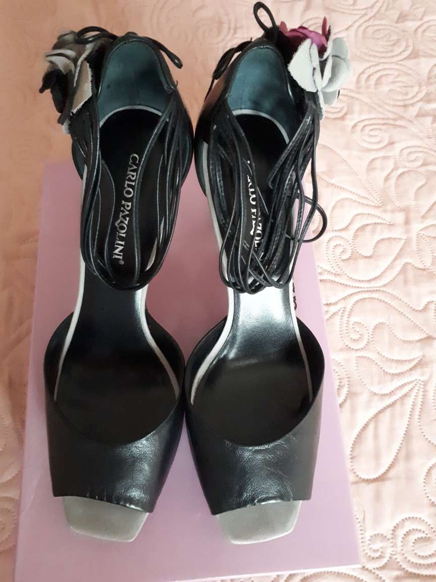 Босоножки Carlo Pazolini размер 39