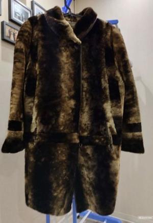 Мутоновая шуба размер 54-56