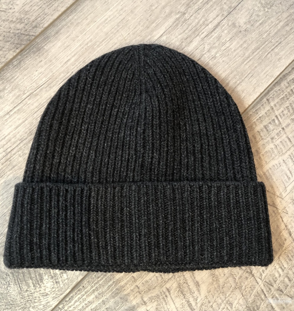 Шапка Intrend (аутлет MaxMara)