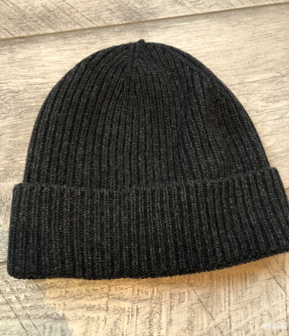 Шапка Intrend (аутлет MaxMara)