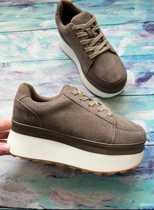 Р.36-41 Женские кроссовки Dino Albat