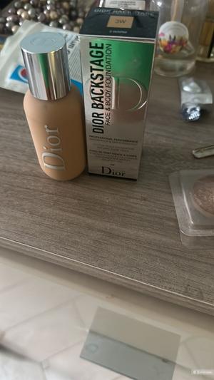 Тональный крем DIOR