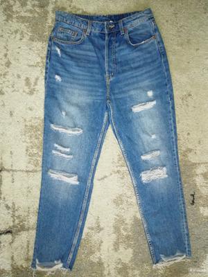 Джинсы  Divided рваные , размер eur 40