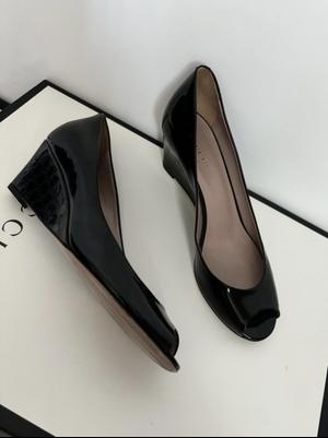 Босоножки Gucci, размер 36,5