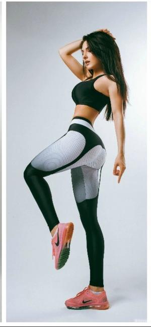 Тайтсы бренда Bona Fide 42-44