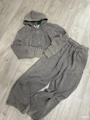 Костюм женский R.studio размер 42-46