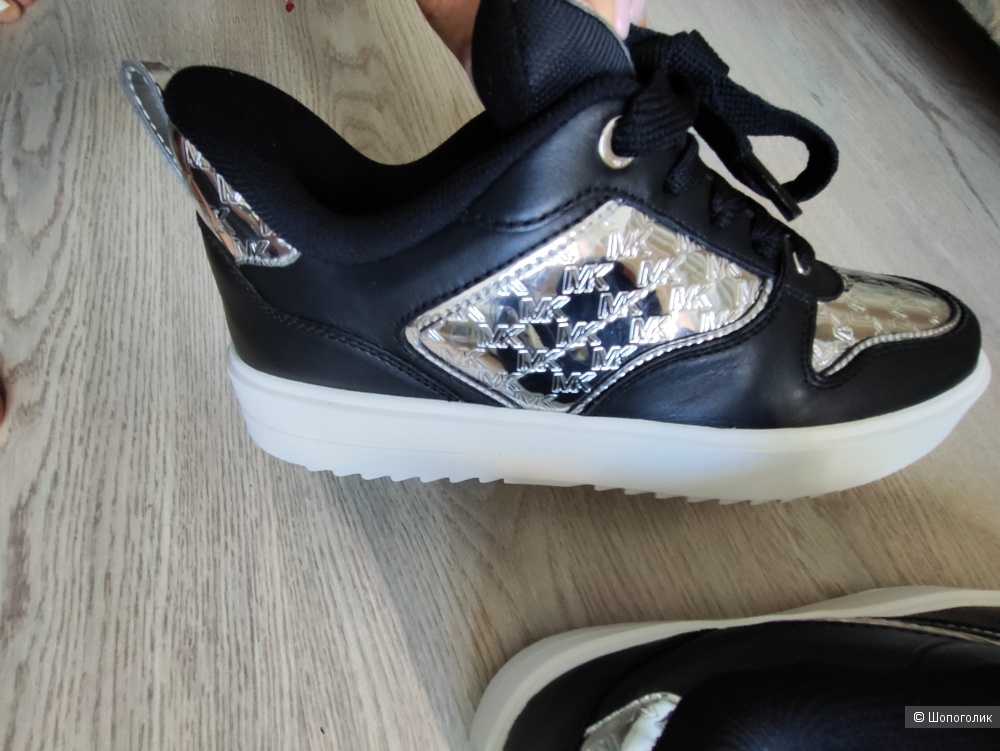Кроссовки Michael kors 40
