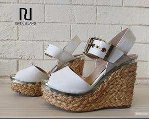 Босоножки туфли River Island р.36-37