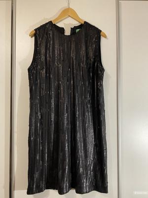 Платье Benetton размер M/L