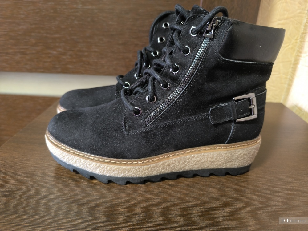 Ботинки женские TAMARIS 38р.