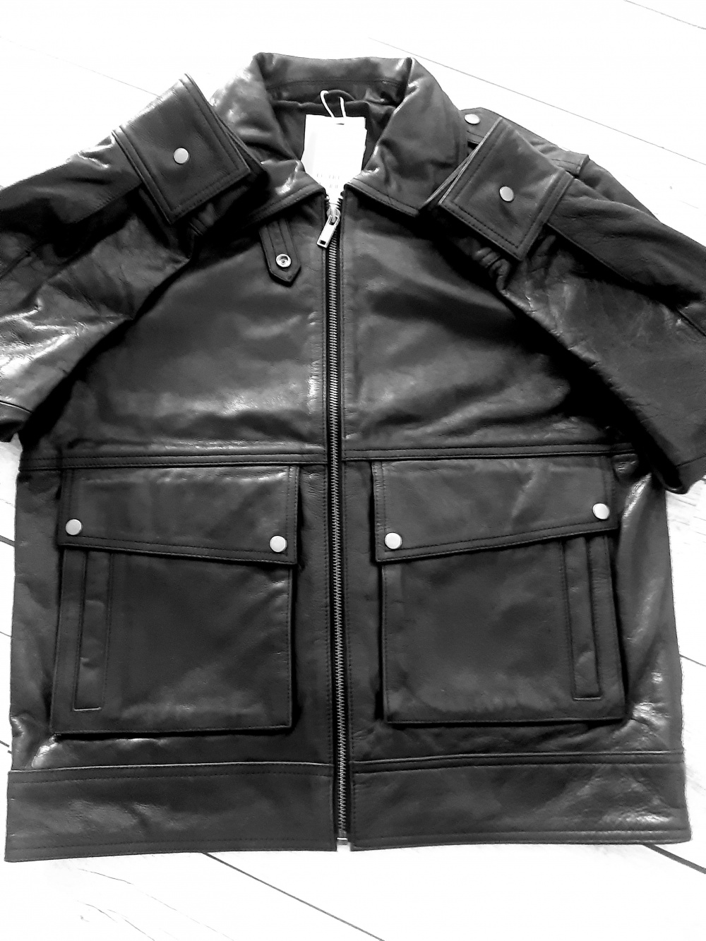 Кожаная куртка H&M Premium, размер  S/М