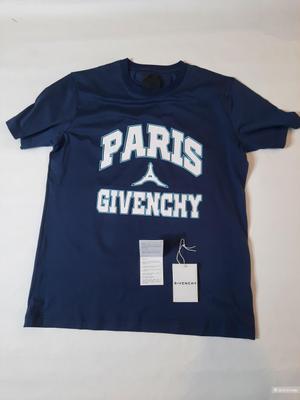 Футболка Givenchy размер L